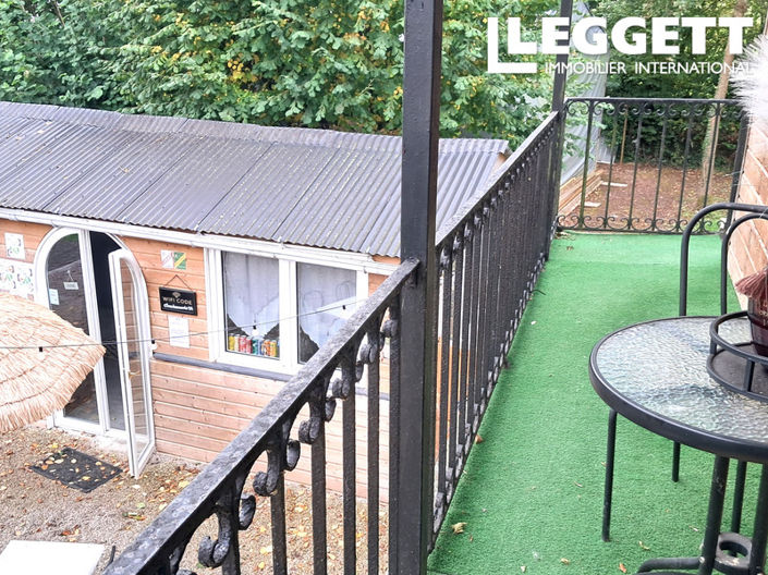 Image No.4-2 Bed House for sale