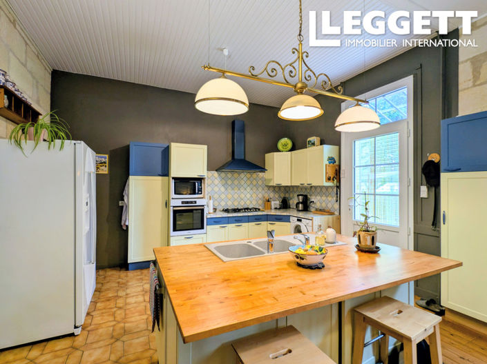 Image No.5-5 Bed House for sale