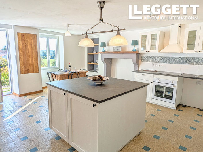 Image No.4-3 Bed House for sale