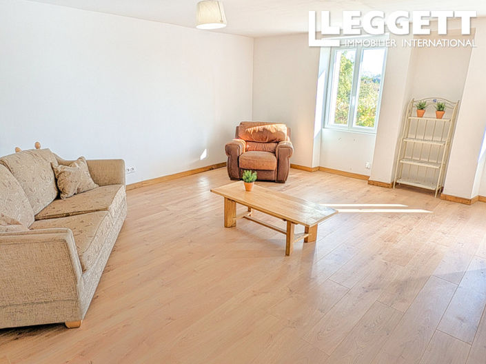 Image No.5-3 Bed House for sale