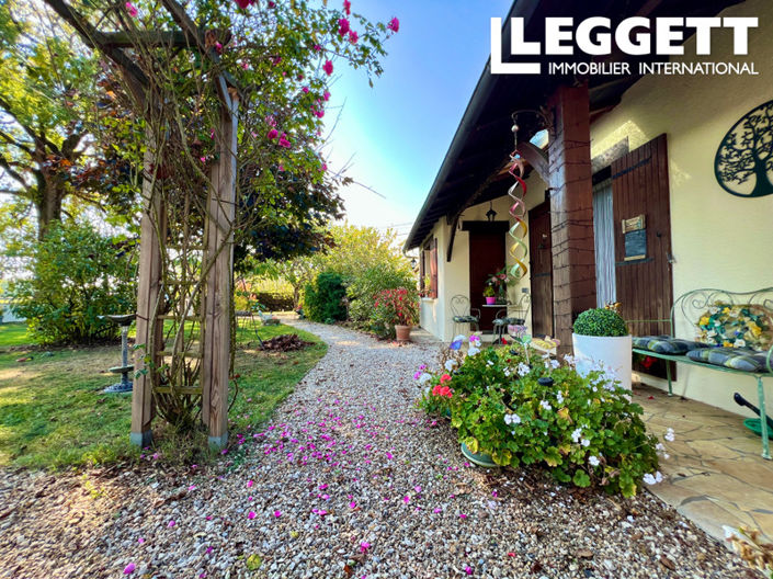 Image No.9-3 Bed House for sale