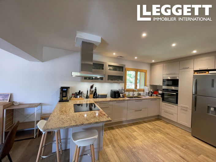 Image No.7-3 Bed House for sale