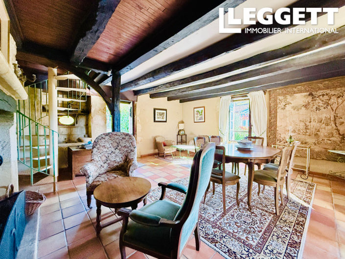 Image No.9-5 Bed House for sale