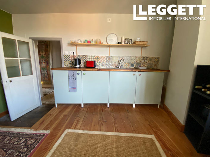 Image No.8-4 Bed House for sale