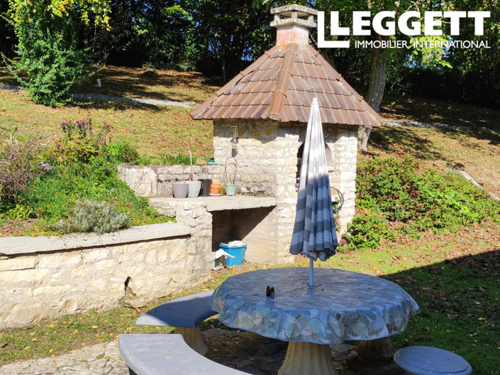 Image No.5-5 Bed House for sale