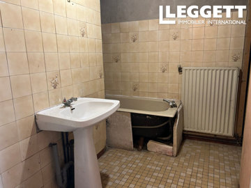 ahr0chm6ly9jzg4uagvzdglhlmltbw8vaw1hz2uvvevom