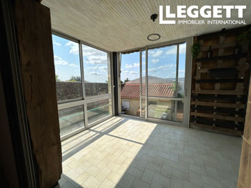 ahr0chm6ly9jzg4uagvzdglhlmltbw8vaw1hz2uvvevom