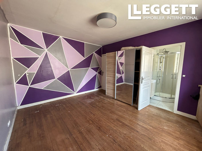 Image No.9-5 Bed House for sale