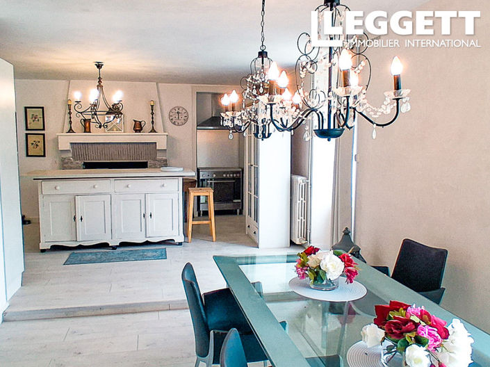 Image No.2-4 Bed House for sale