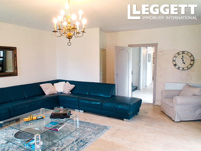 Image No.6-4 Bed House for sale