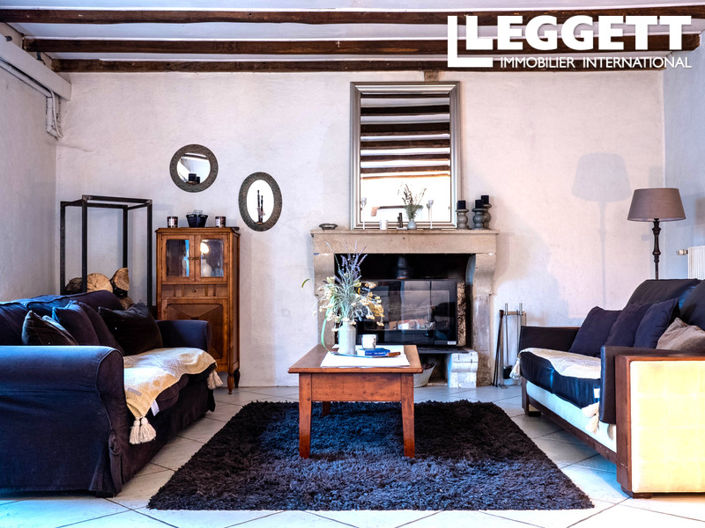 Image No.2-4 Bed House for sale