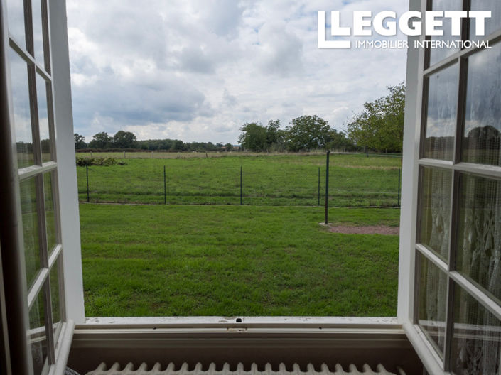 Image No.9-4 Bed House for sale