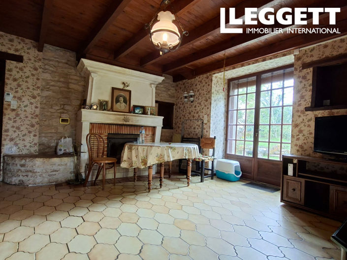 Image No.8-3 Bed House for sale