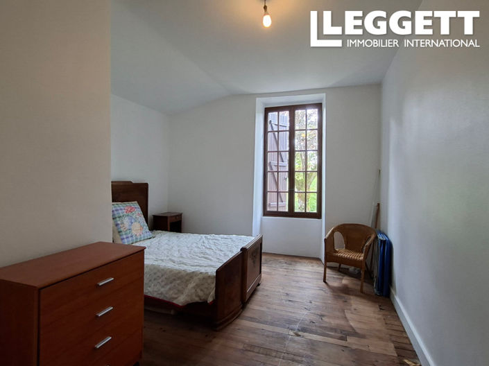 Image No.9-3 Bed House for sale