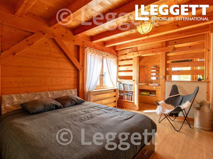 Image No.5-5 Bed House for sale