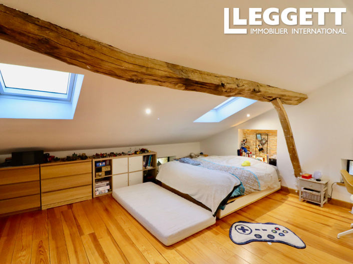 Image No.9-4 Bed House for sale