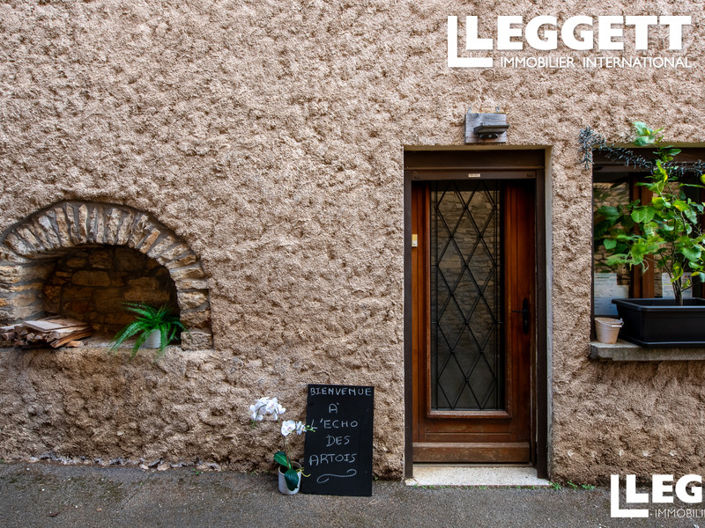 Image No.2-4 Bed House for sale