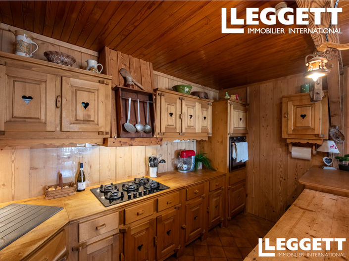 Image No.4-4 Bed House for sale