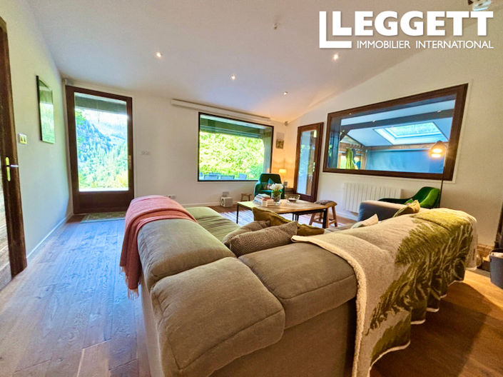 Image No.4-4 Bed House for sale