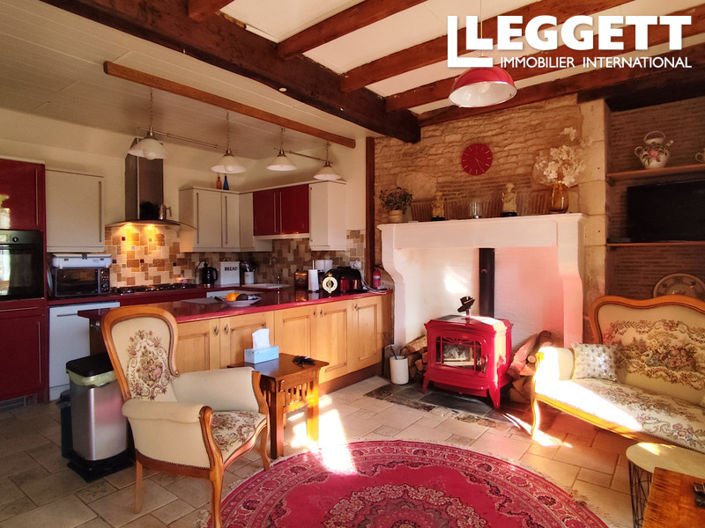 Image No.2-3 Bed House for sale