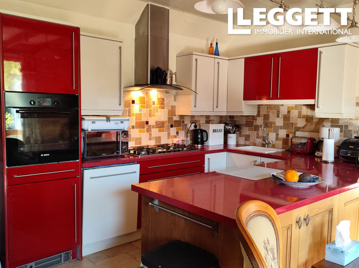 Image No.3-3 Bed House for sale