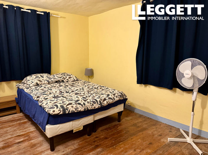 Image No.10-3 Bed House for sale