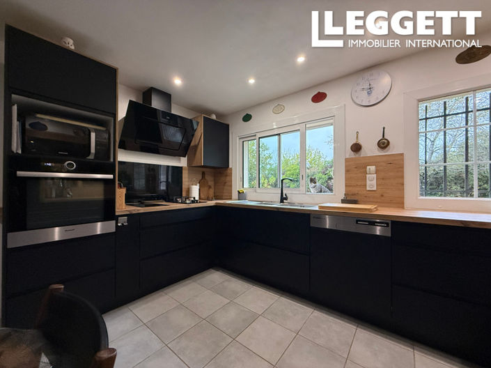 Image No.3-7 Bed House for sale