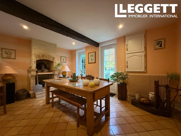 Image No.4-7 Bed House for sale