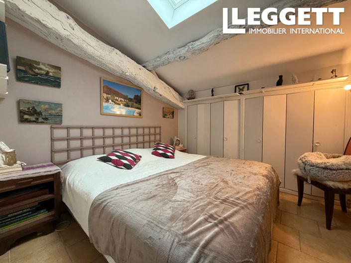 Image No.6-7 Bed House for sale