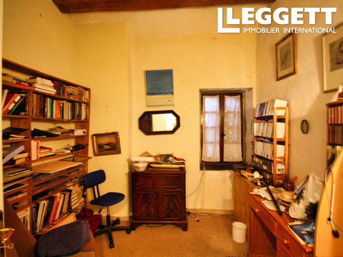 Image No.9-3 Bed House for sale