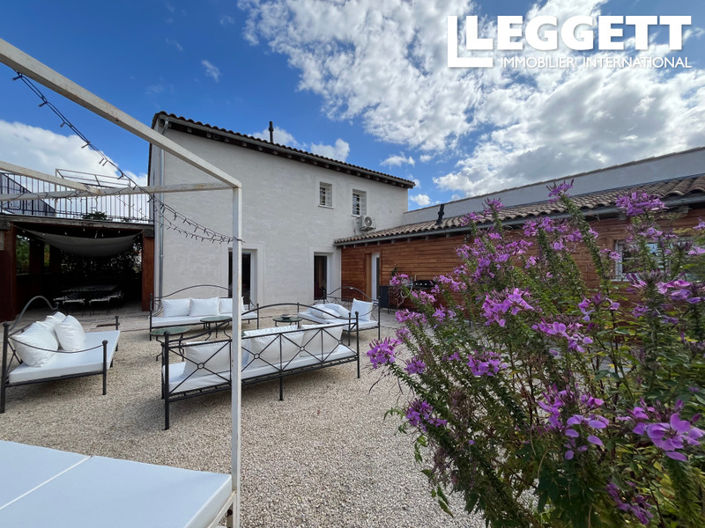 Image No.9-6 Bed House for sale