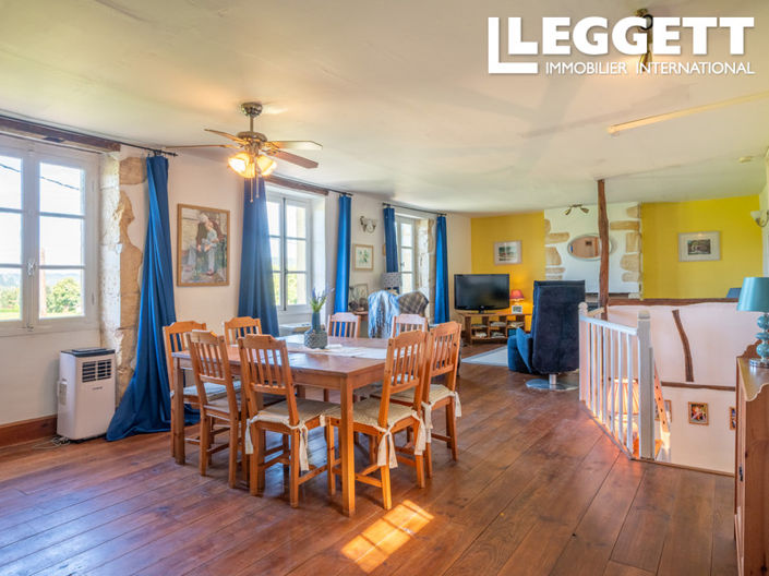 Image No.2-5 Bed House for sale