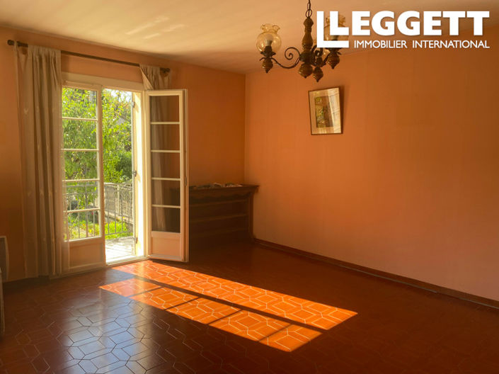 Image No.6-3 Bed House for sale