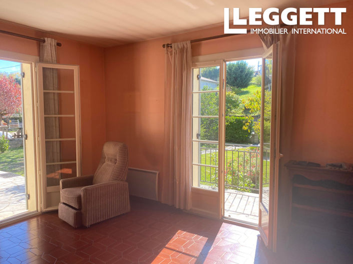 Image No.7-3 Bed House for sale