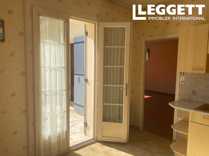 Image No.9-3 Bed House for sale