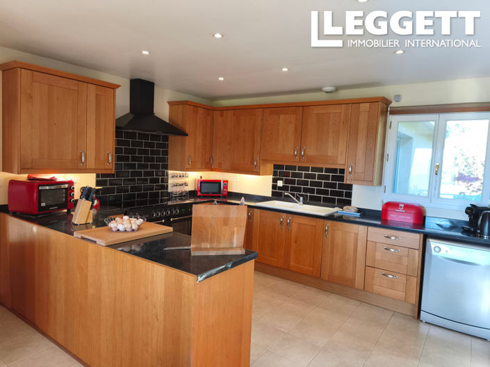 Image No.3-2 Bed House for sale