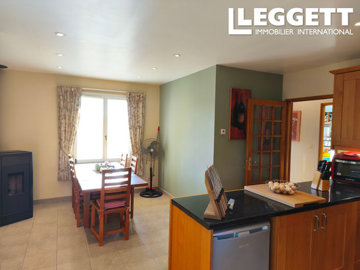 ahr0chm6ly9jzg4uagvzdglhlmltbw8vaw1hz2uvvevom