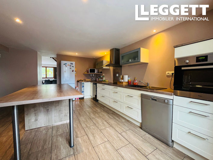 Image No.4-2 Bed House for sale