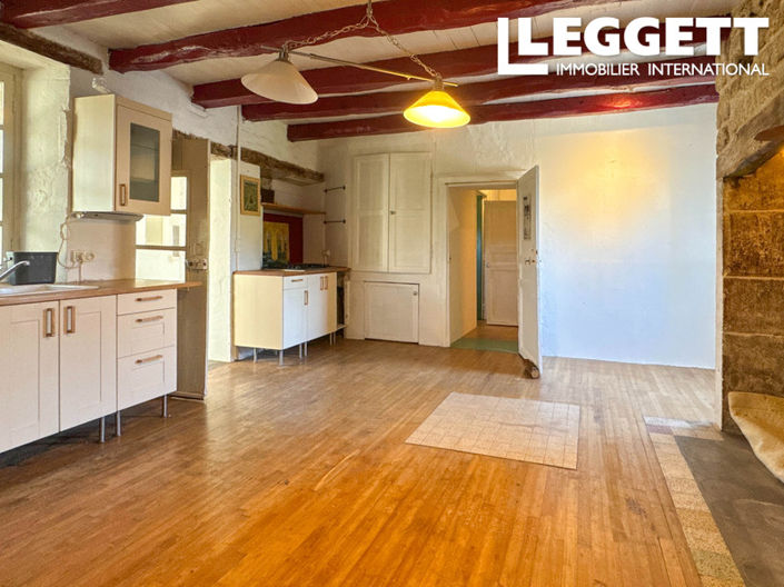 Image No.8-2 Bed House for sale