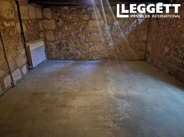 Image No.10-3 Bed House for sale