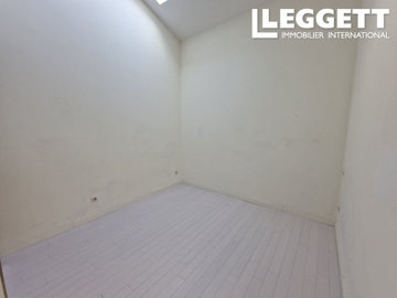 ahr0chm6ly9jzg4uagvzdglhlmltbw8vaw1hz2uvvevom