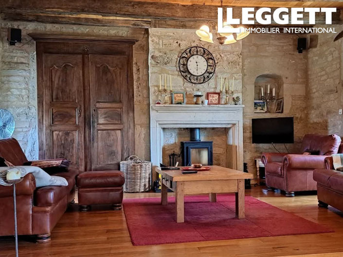 Image No.7-10 Bed House for sale