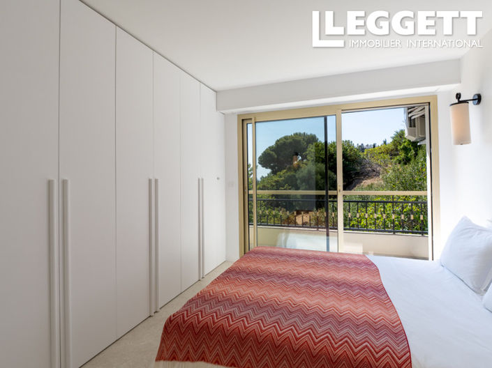 Image No.6-3 Bed Apartment for sale