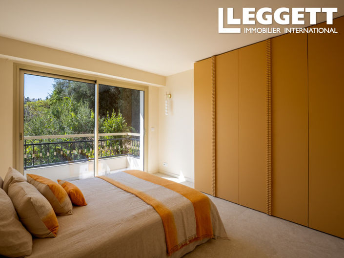 Image No.7-3 Bed Apartment for sale