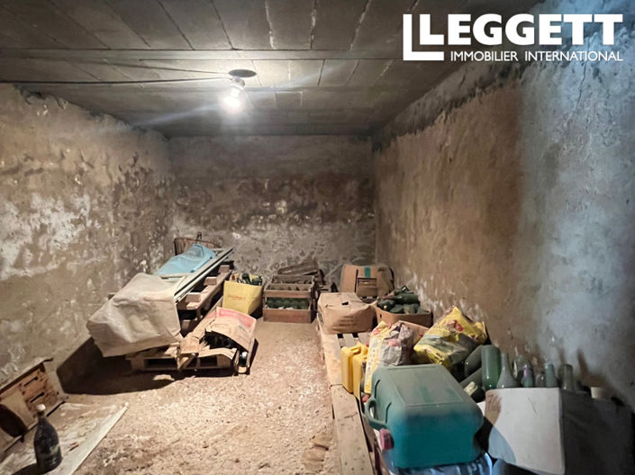 Image No.6-Bar for sale