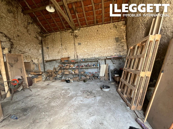 Image No.7-Bar for sale