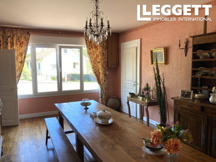 Image No.3-5 Bed House for sale