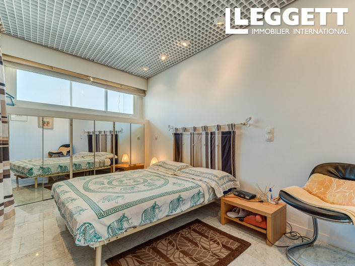 Image No.10-2 Bed Apartment for sale