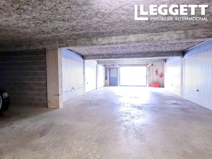 Image No.9-3 Bed Apartment for sale