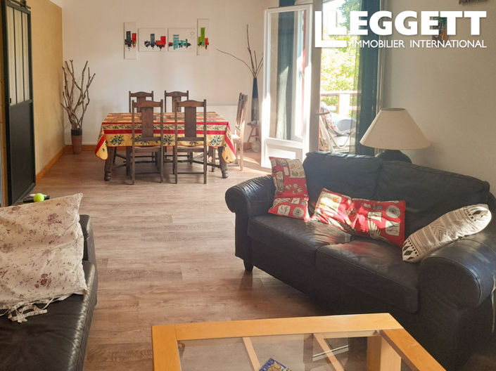 Image No.6-5 Bed House for sale